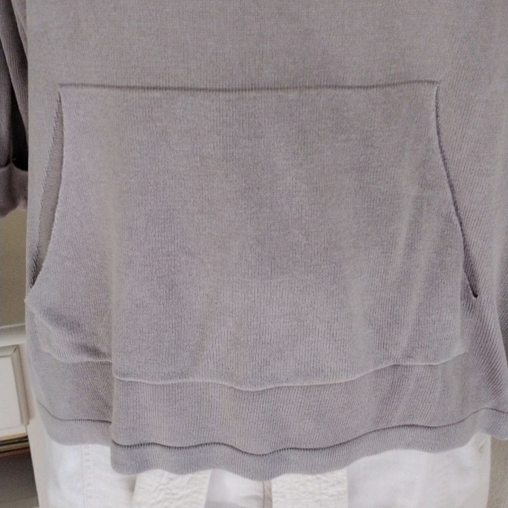 LOOK by M Sweater/Top With Pouch - Picture 3 of 9